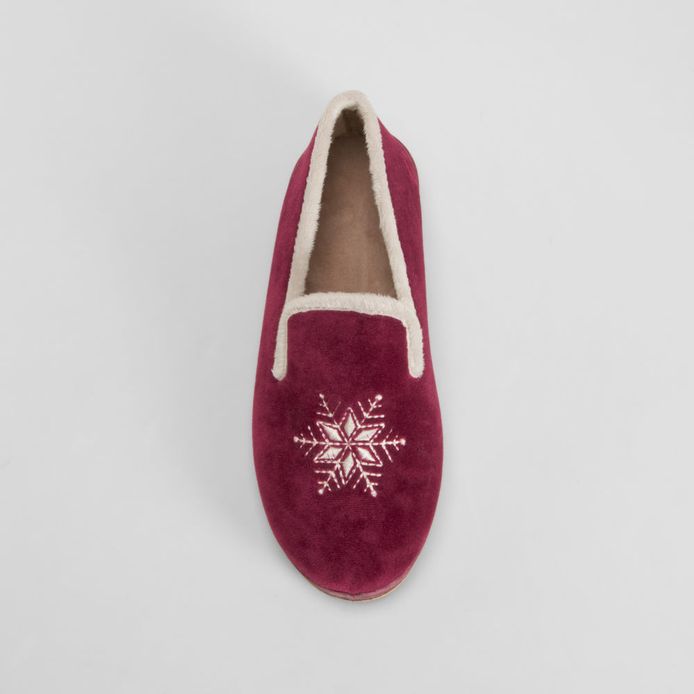 Zapatilla de casa bordado roja OLYNE