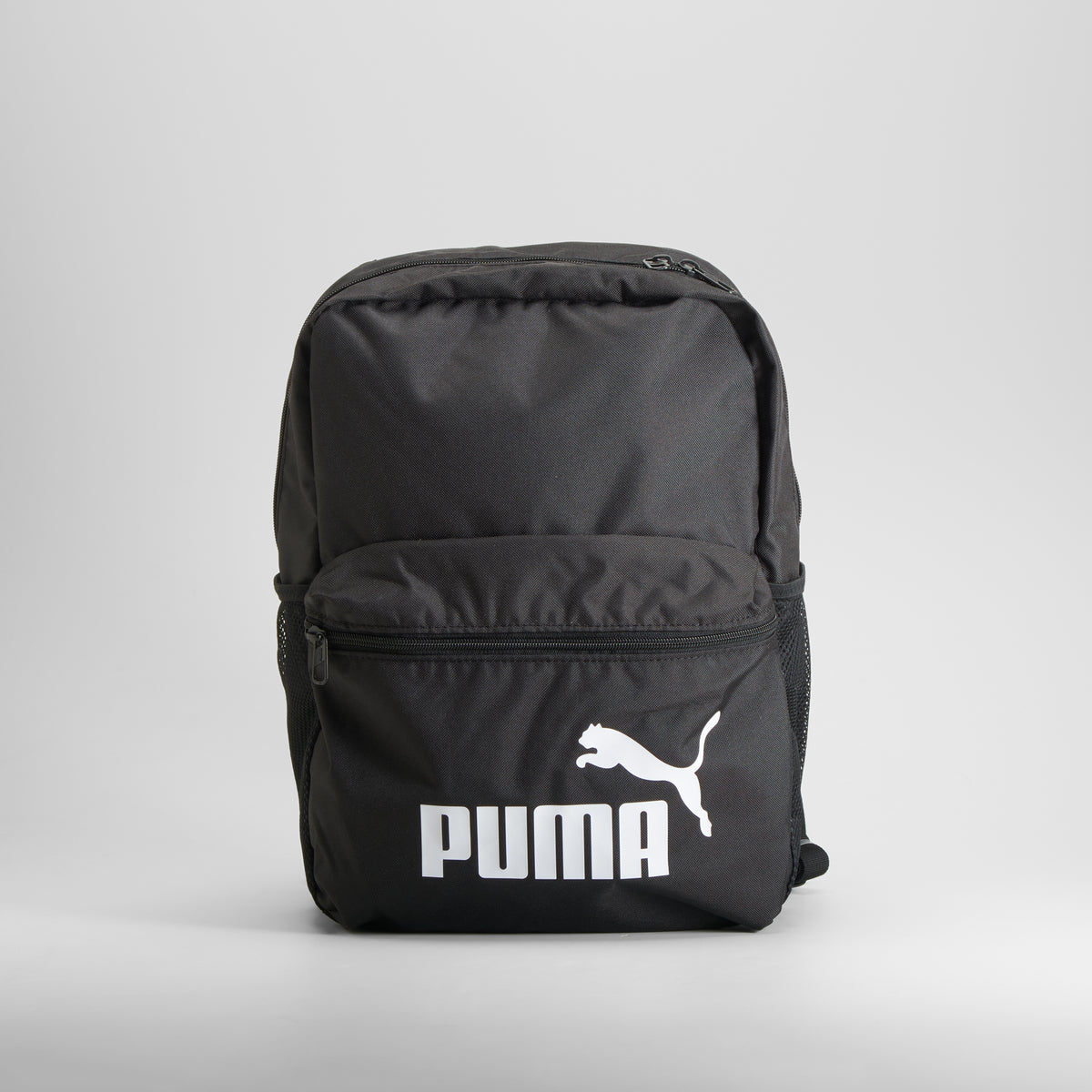 Mochila negra logo blanco PUMA