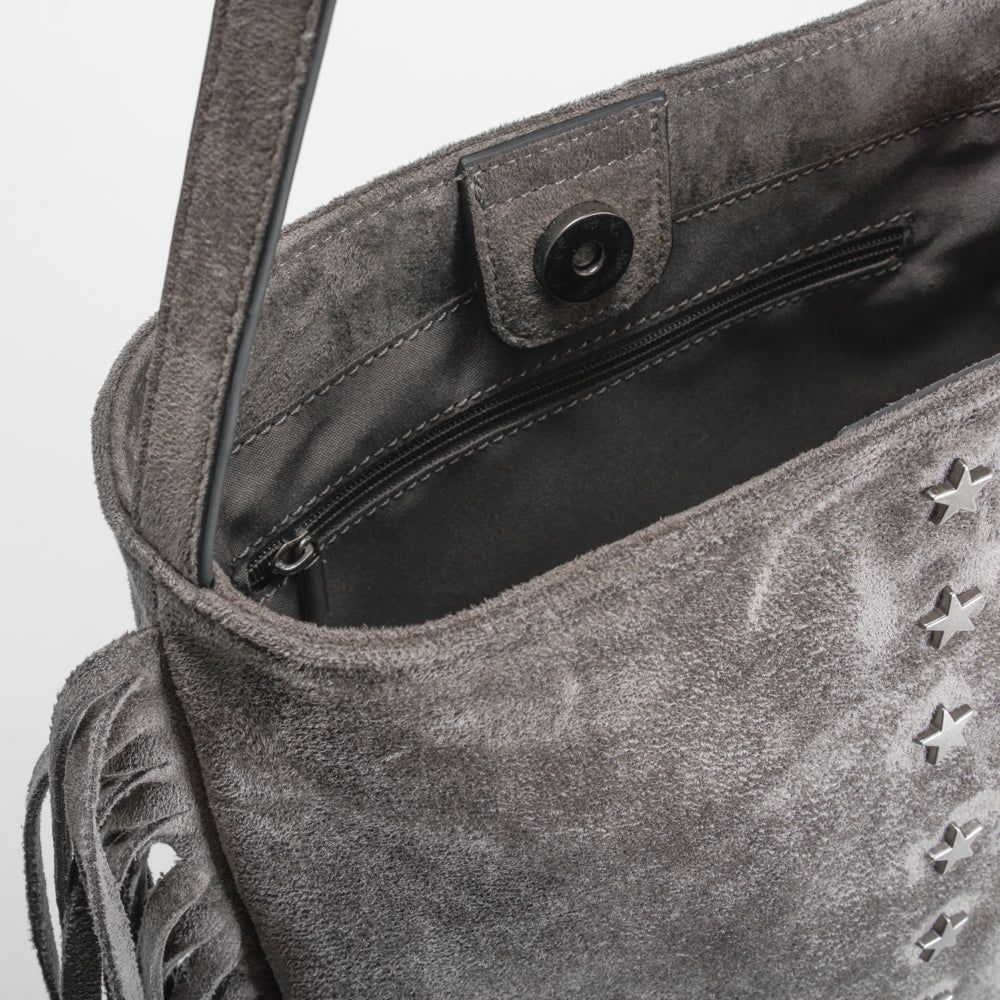 Bolso cruzado con flecos y estrellas gris NYC