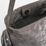 Bolso cruzado con flecos y estrellas gris NYC