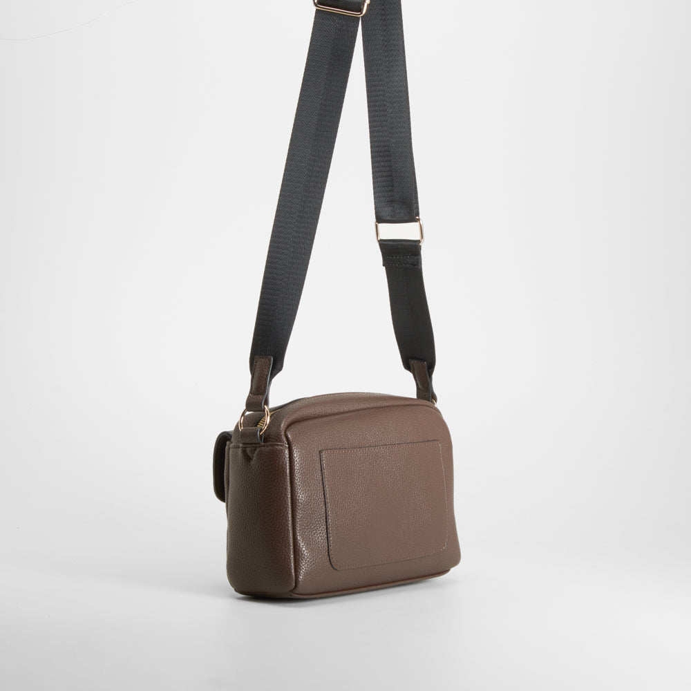 Bolso bandolera elegante marrón PICCOLA PIU