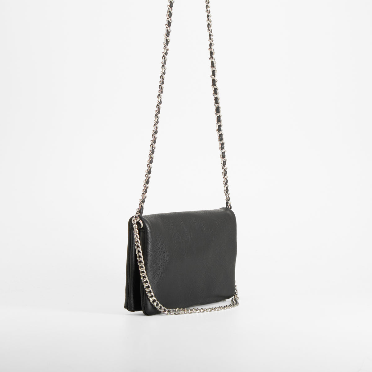 Bolso cadena studs estrellas negro PICCOLA PIU
