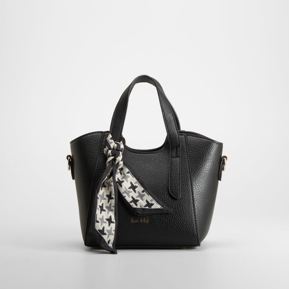 Bolso bandolera con pañuelo negro PICCOLA PIU