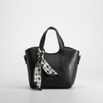Bolso bandolera con pañuelo negro PICCOLA PIU