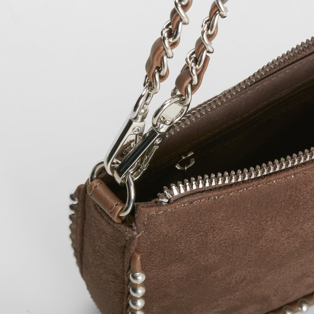 Bolso bolitas cadena marrón Piccola Piu