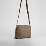 Bolso bandolera marrón compacto PICCOLA PIU
