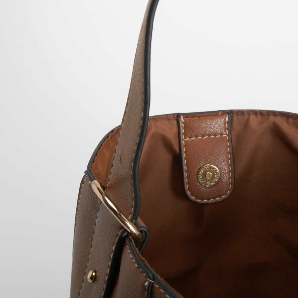 Bolso hombro marrón Piccola Piu