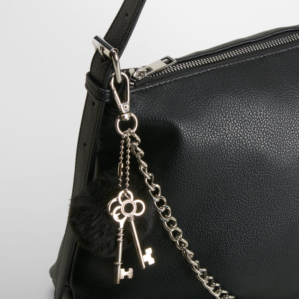Bolso hombro cadenas negro PICCOLA PIU