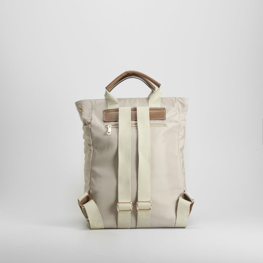 Mochila nylon bolsillo frontal beige SENDA ROAD