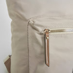 Mochila nylon bolsillo frontal beige SENDA ROAD