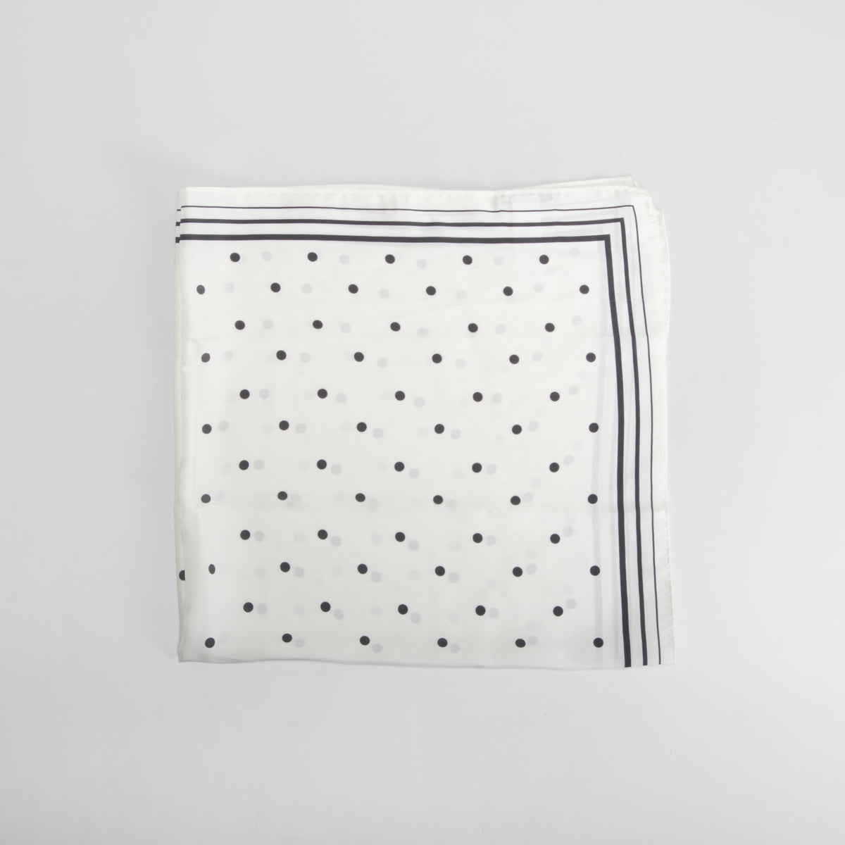 Pañuelo lunares beige MERKAL