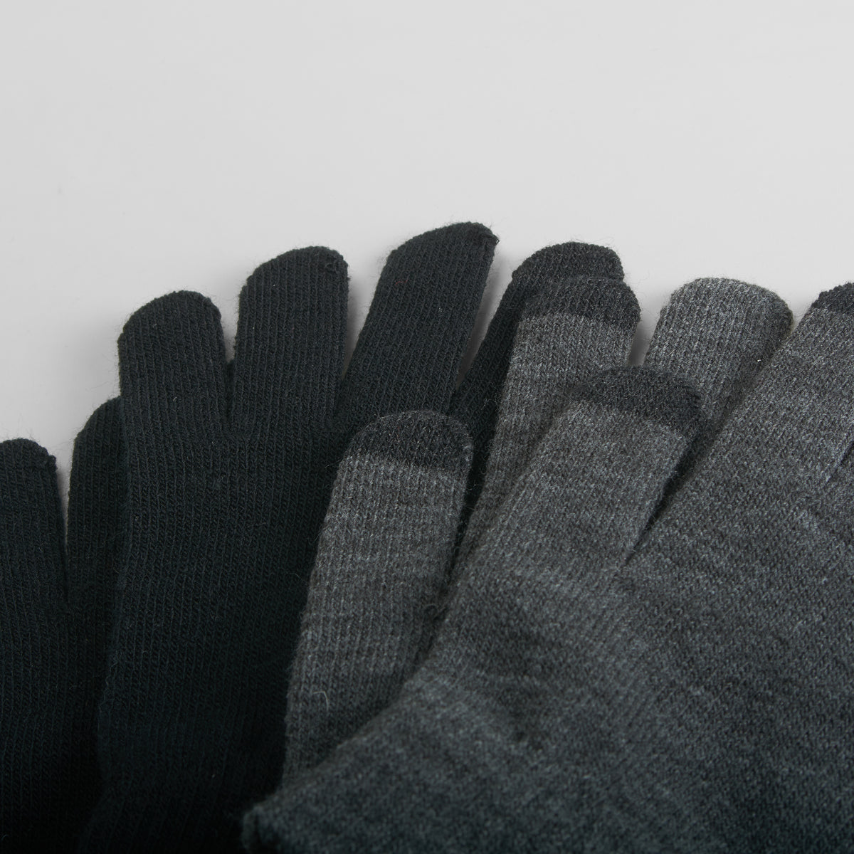 Pack 2 guantes táctiles negro y gris MERKAL