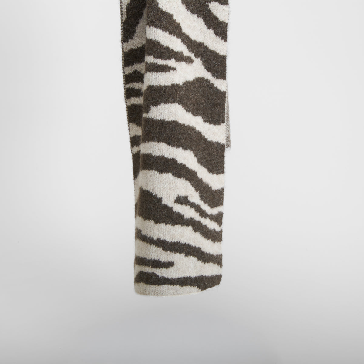 Bufanda animal print marrón MERKAL