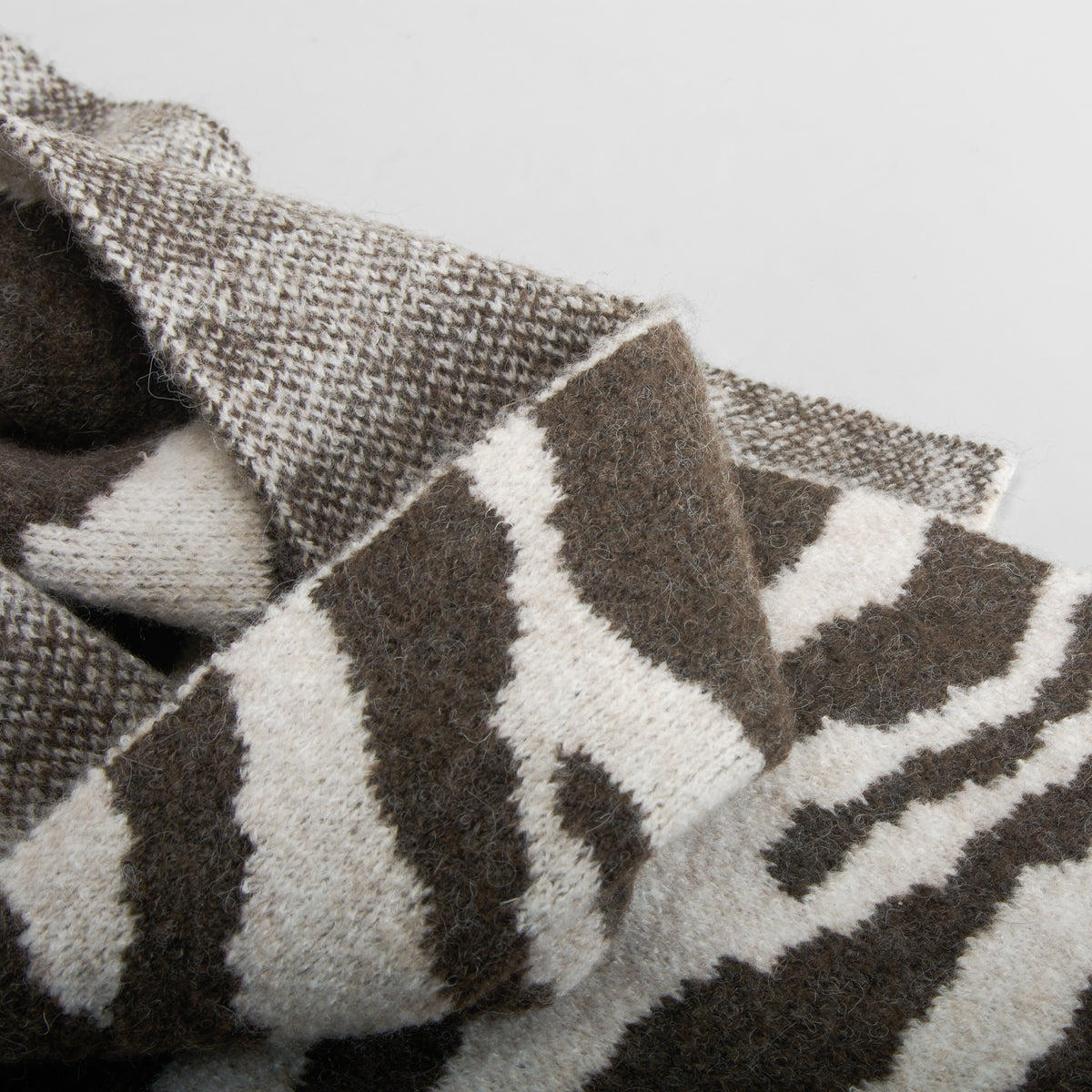 Bufanda animal print marrón MERKAL
