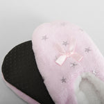 Zapatilla de casa estrellas y lazo rosa MERKAL