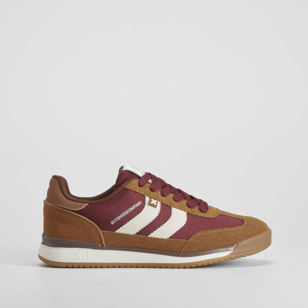 Sneaker camel XTI - Talla: 42
