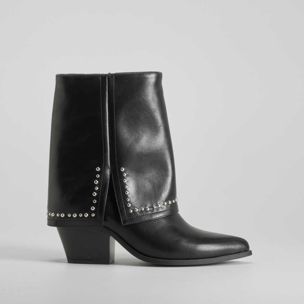 Botín polaina tacón tachas negro PICCOLA PIU - Talla: 41