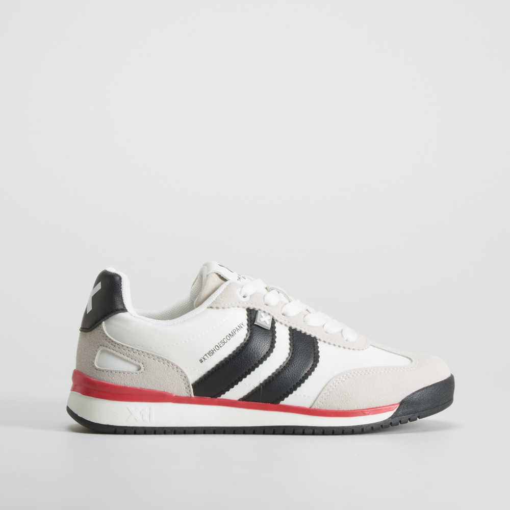Deportiva sneaker retro blanca XTI - Talla: 41