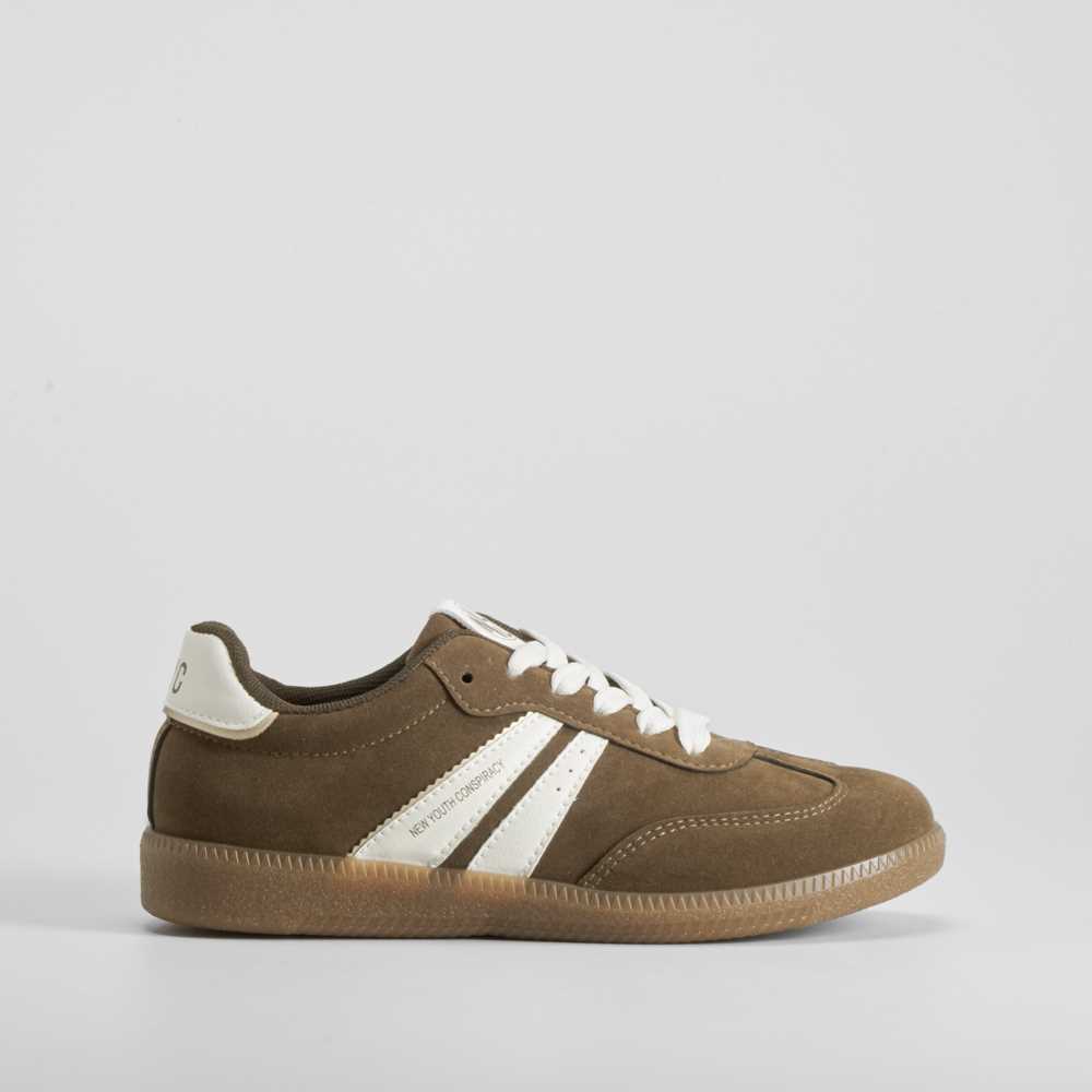 Deportiva sneaker suela caramelo marrón NYC - Talla: 41