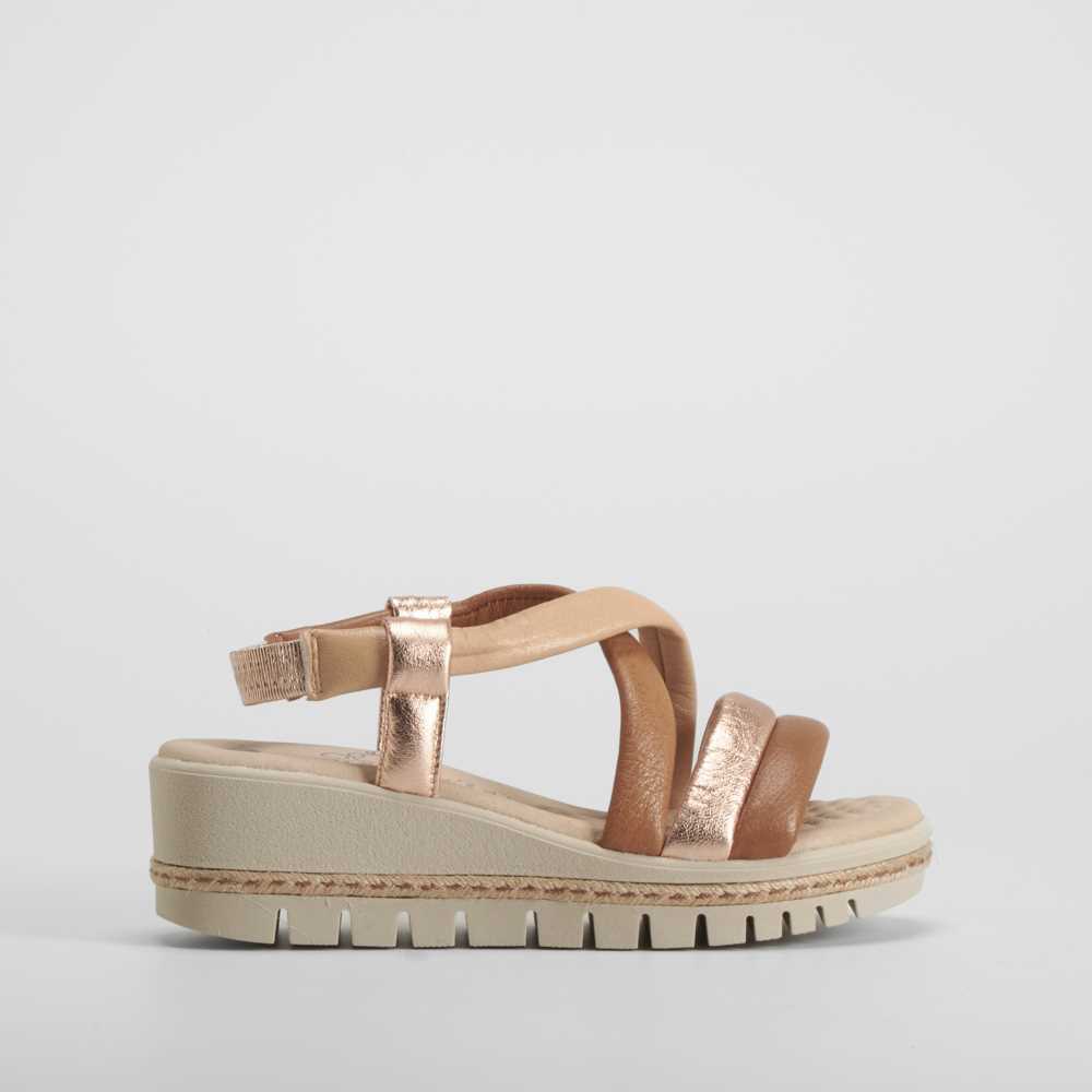 Sandalia de cuña tubular de piel rosa  COMFEET - Talla: 41