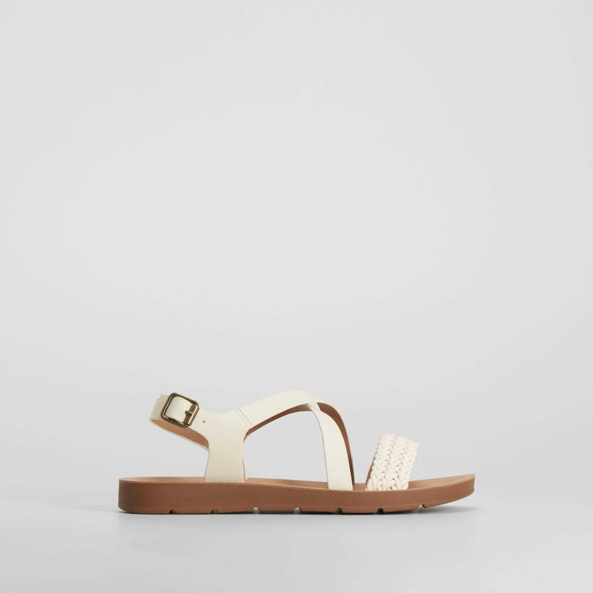 Sandalia hebilla lateral beige SENDA ROAD - Talla: 41