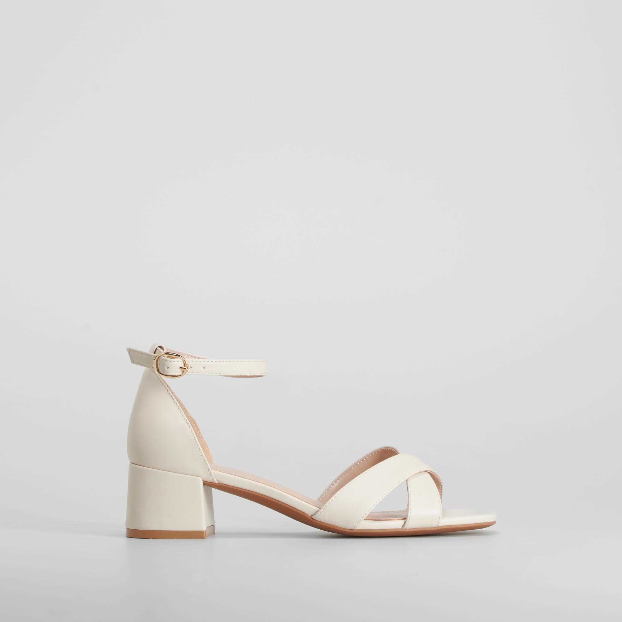 Sandalia tiras cruzadas tacón blanca PICCOLA PIU - Talla: 39