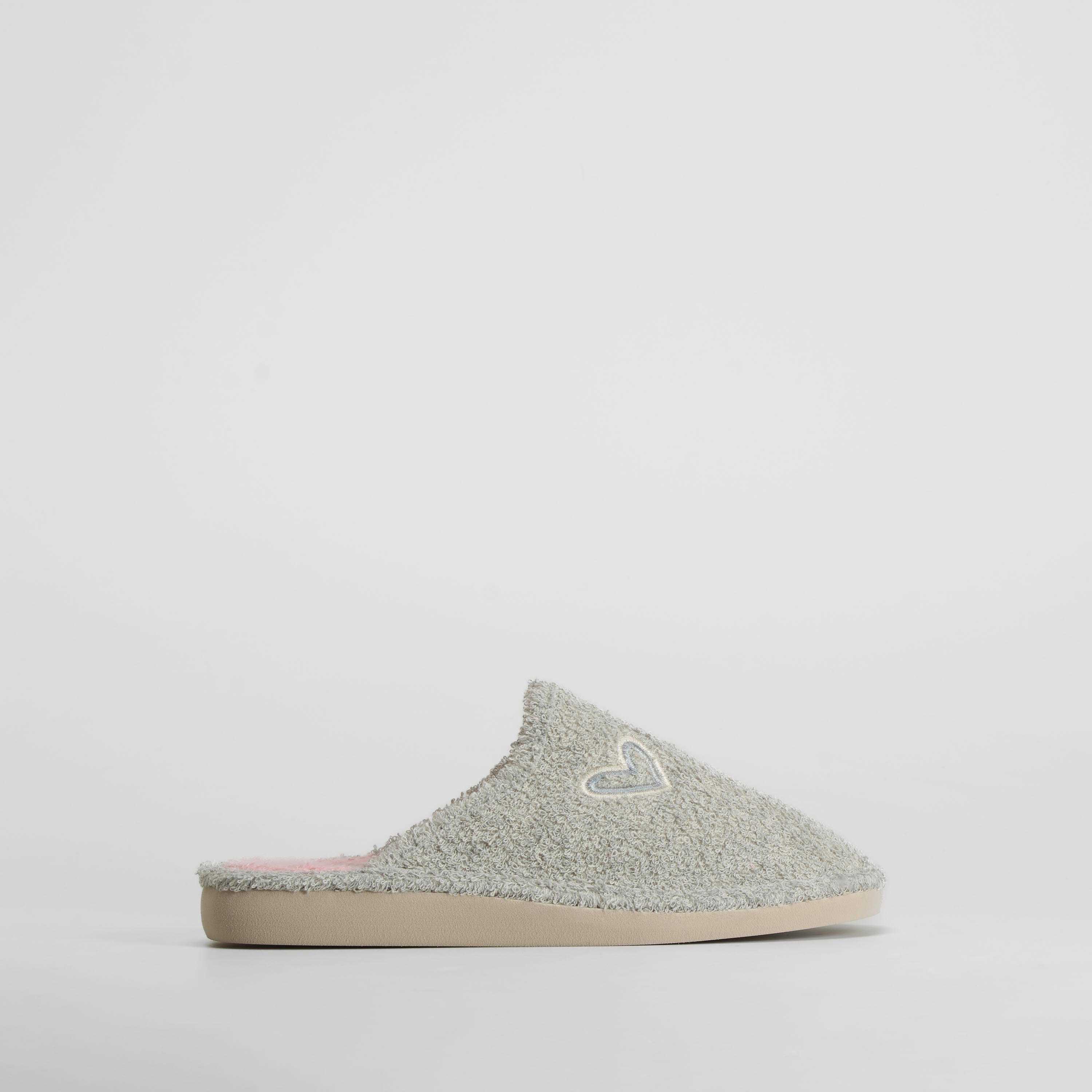 Zapatilla de casa bordada gris COMFEET - Talla: 41
