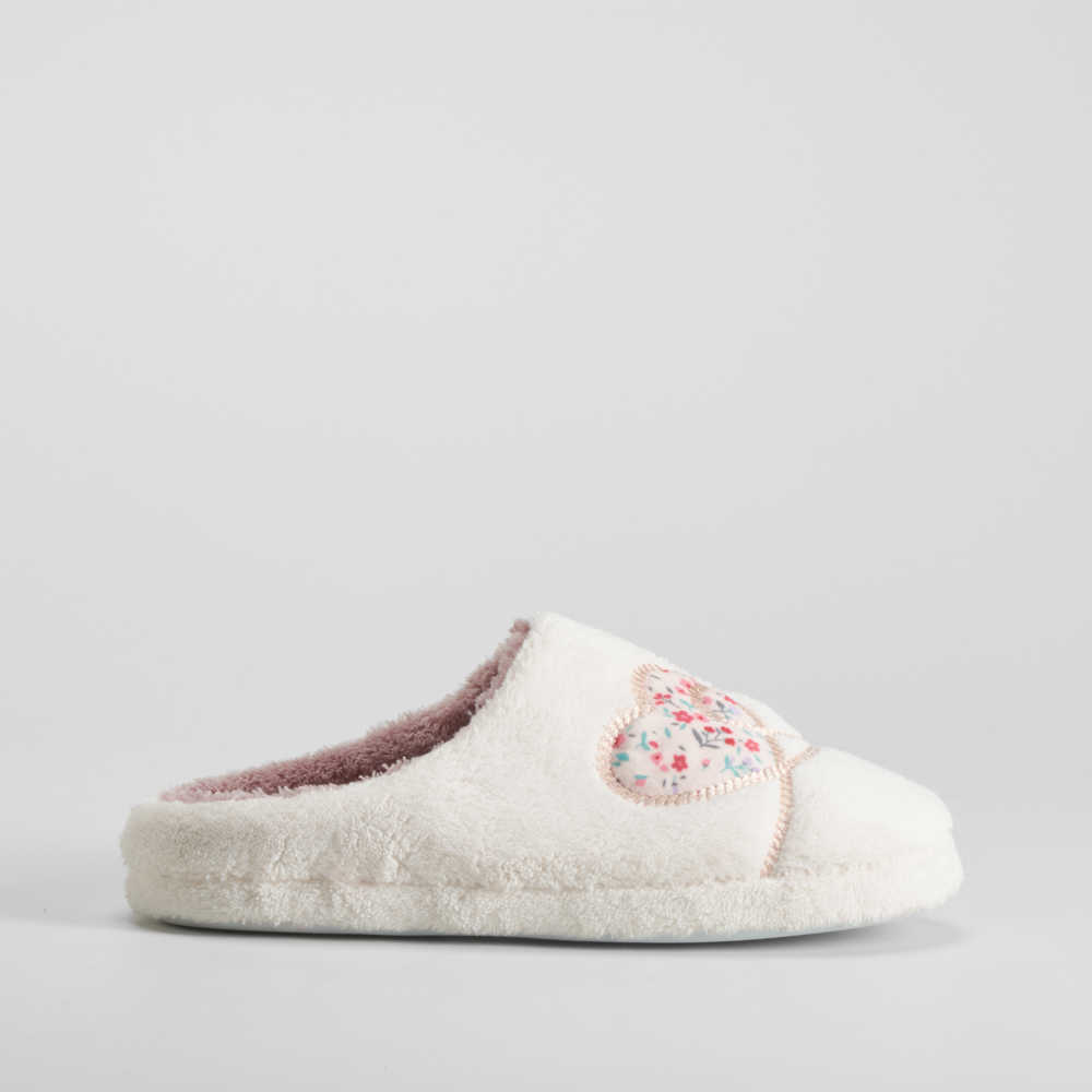 Zapatilla casa love blanca OLYNE - Talla: 41