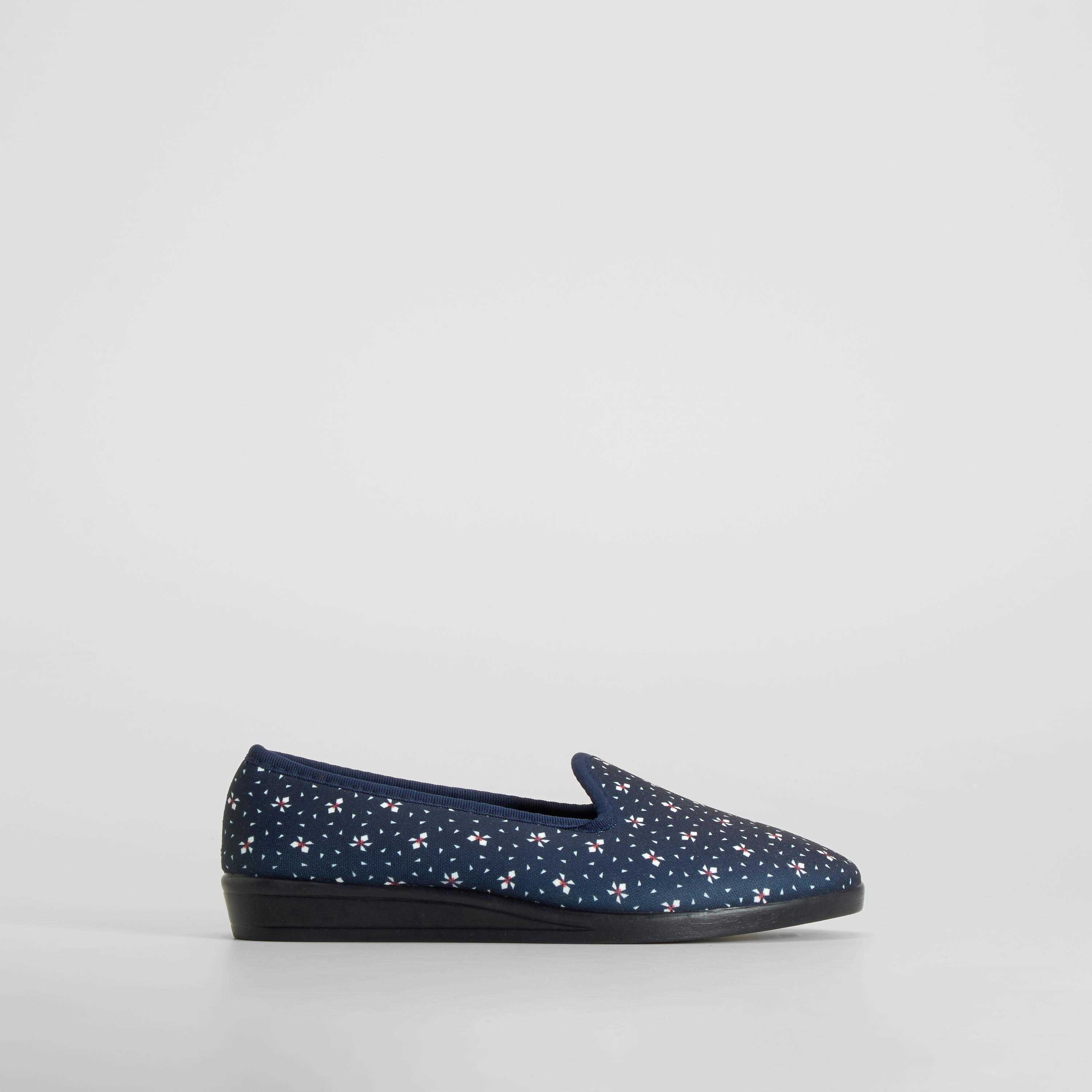 Zapatilla de casa cerrada floreada azul COMFEET - Talla: 41