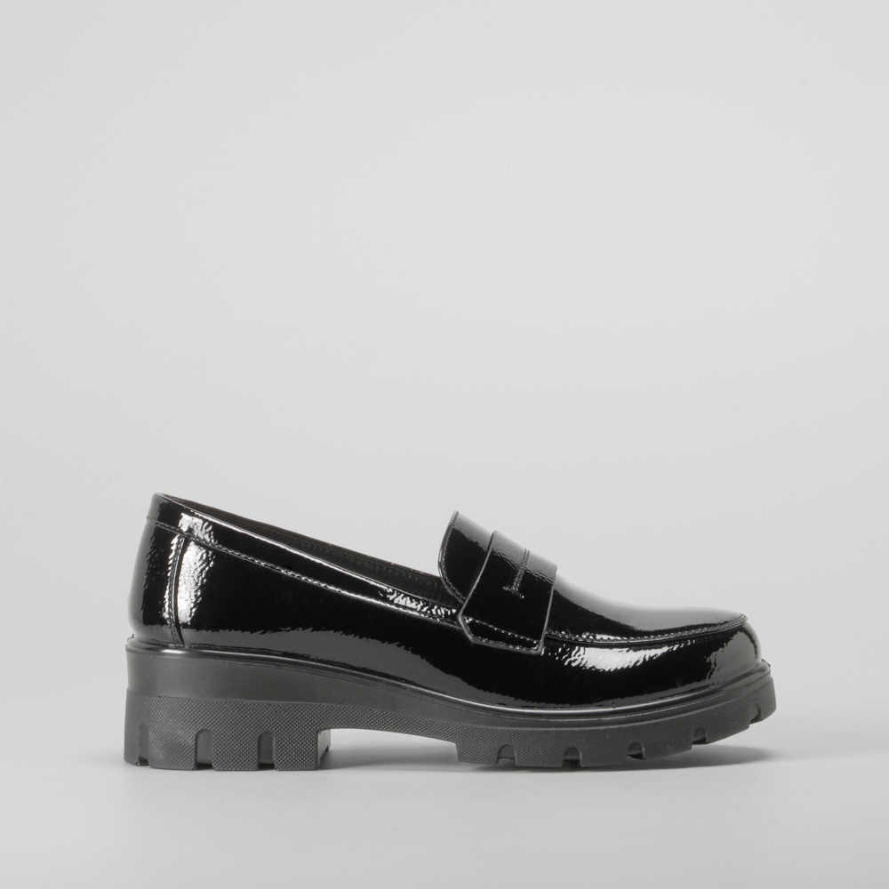 Mocasín charol Soft Insock negro COMFEET - Talla: 41