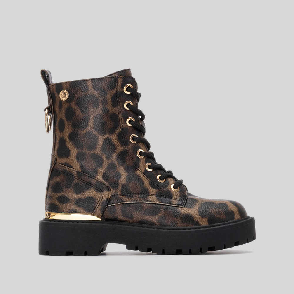 Botín militar animal print negro XTI - Talla: 35